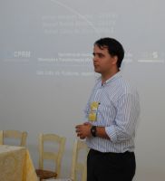 “O que fortalecemos é a comunidade paleontológica dando suporte ao Cappa. O que queremos é preencher as lacunas de conhecimento e mais: que o cidadão ajude a proteger o patrimônio paleontológico, bem como ofertar a ele, à comunidade, projetos de médio e longo prazo. Estamos diante de uma unidade viva onde a semente para isso será a pesquisa e o Paleo RS só vem a somar e a começar a caracterizar o ambiente enquanto um referencial educativo”. Átila Stock da Rosa, professor da UFSM, sobre o evento e objetivos futruros.