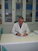O médico oncologista Carlos Felin conta que infelizmente percebe que uma quantia significativa dos pacientes procuram auxílio médico em estágios mais avançados da doença, quando as possibilidades de cura e controle do câncer são menores ou inexistentes. Créditos: Arquivo Pessoal.