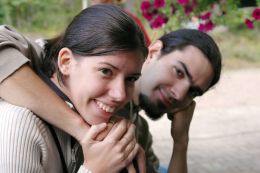 Em grupo, doces ou rebeldes, cada adolescente tem um jeito peculiar de encarar a fase. Por isso, os pais devem ficar atentos ao comportamento dos futuros adultos sem interferir em excesso no seu momento de evolução. Créditos: Divulgação/stock