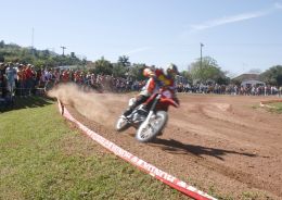 Pista de motocross é atração no parque. Créditos: Arquivo secretaria de Cultura, Desporto e Turismo