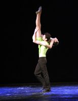 Gênesis Cia de Dança, foto escolhida como capa da 13ª edição do Festival. Créditos: Arquivo Coordenação Santa Maria em Dança