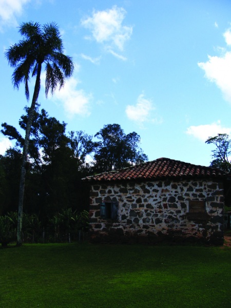 Arquivo:Fotoquatro4Casaquedesaparecera6.JPG