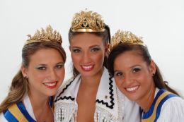 As belas Camila Kelling, Mariana Amaral e Renata Streit são as soberanas da 15ª Fenarroz. Créditos: Divulgação