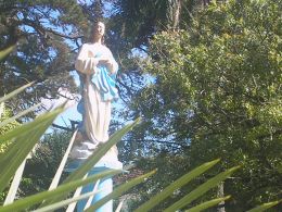 Nossa Senhora da Conceição, que também é a Nossa Senhora Mãe de Deus e Padroeira de Tupanciretã, vêm, conforme os produtores, abençoando os negócios da sua maior feira. Créditos: Divulgação