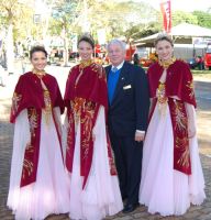 O presidente da 15ª Fenarroz, acompanhado das soberanas da feira, avaliou positivamente o evento. Créditos: Andrewes Pozeczek Koltermann