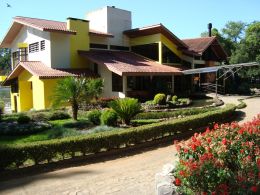 Restaurante e salão do lago, diariamente é servido almoço. Créditos: Arquivo Socepe.