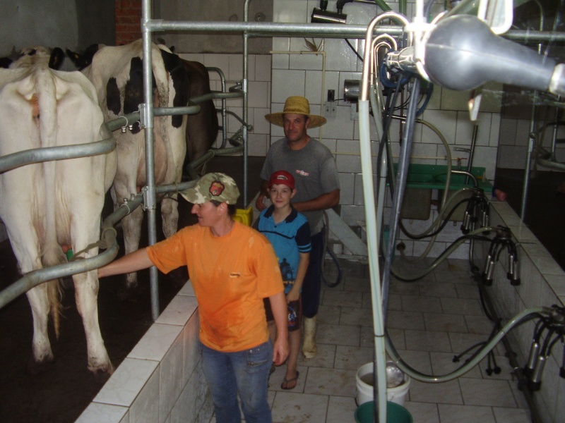 Arquivo:Foto2 3amorpelonegocioPerfil.JPG