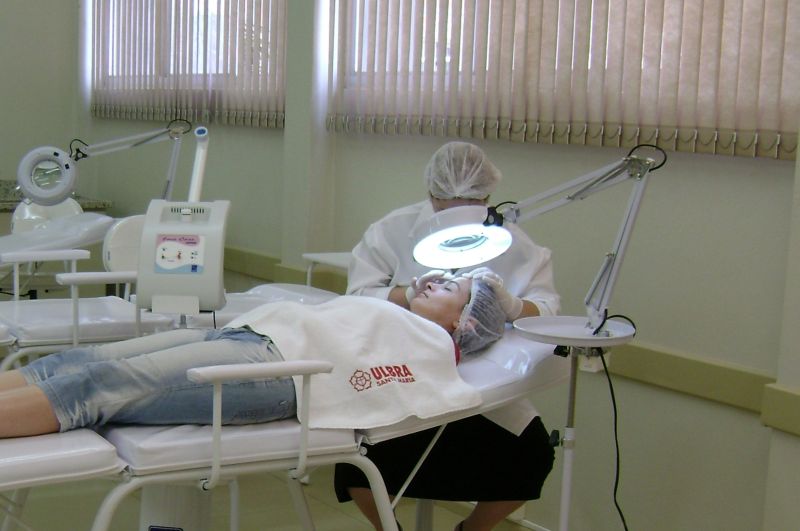 Arquivo:Laboratório de estética.JPG