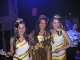 As eleitas: (da esq. p/ dir.) Renata Streit, Mariana Amaral e Camila Kelling. Créditos: Andrewes Pozeczek Koltermann
